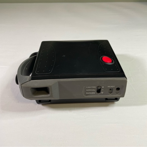 VINTAGE POLAROID SPECTRA INSTANT CAMERA TESTED. PRE-OWNED. - Picture 2 of 8